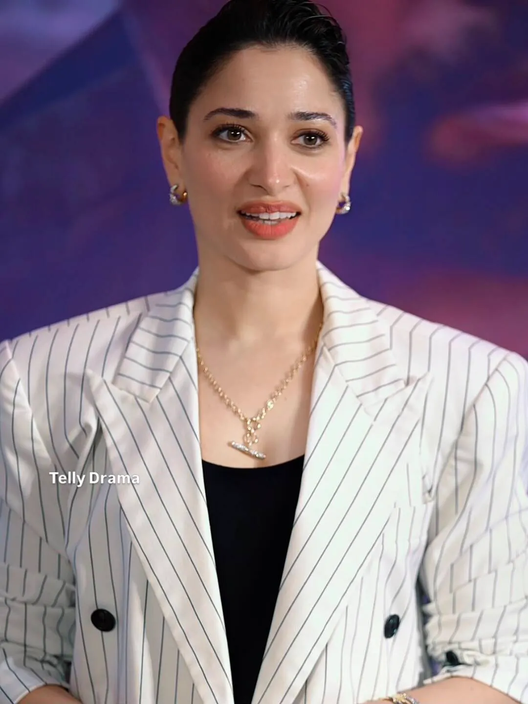 TAMANNA BHATIA STRIPE BLAZER